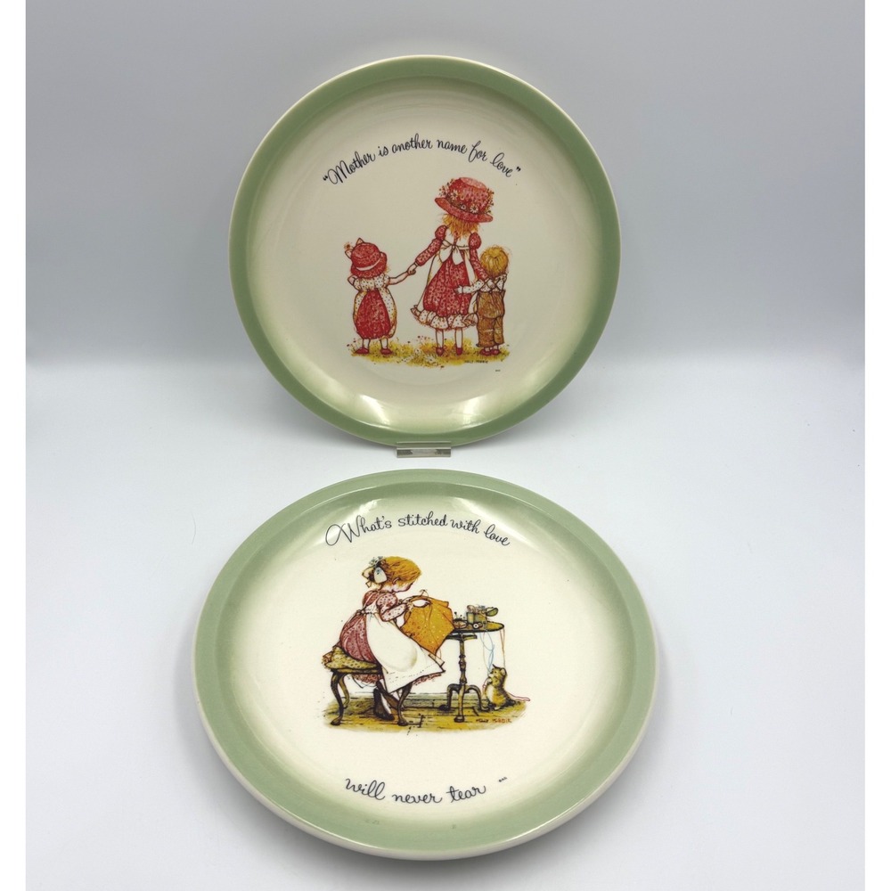 Set of 2 Vintage Holly Hobby Mothers 10.5" Collectors Plates American Greetings